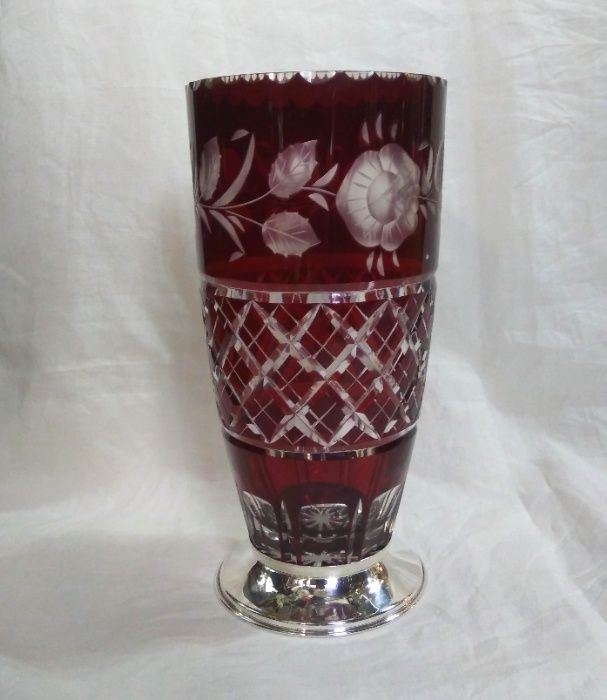 Jarra Cristal Vermelho Base Prata