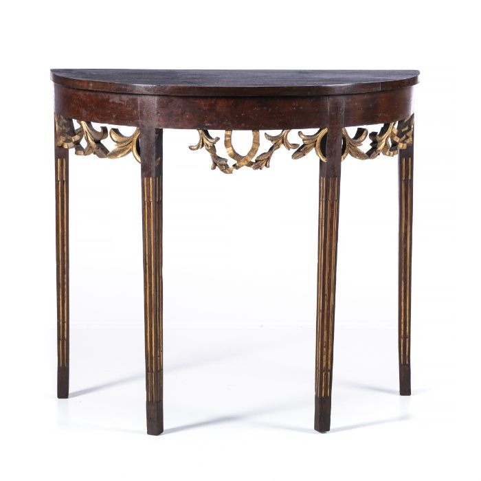 Mesa Encostar D. Maria I