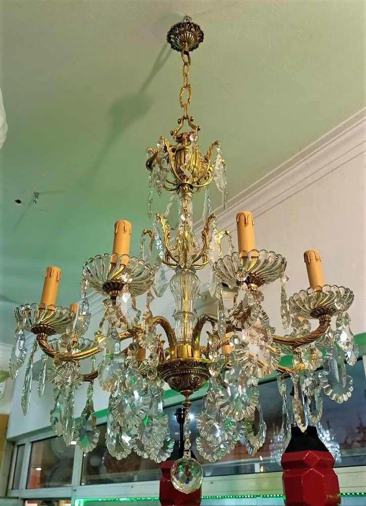 Lustre 8 Lâmpadas