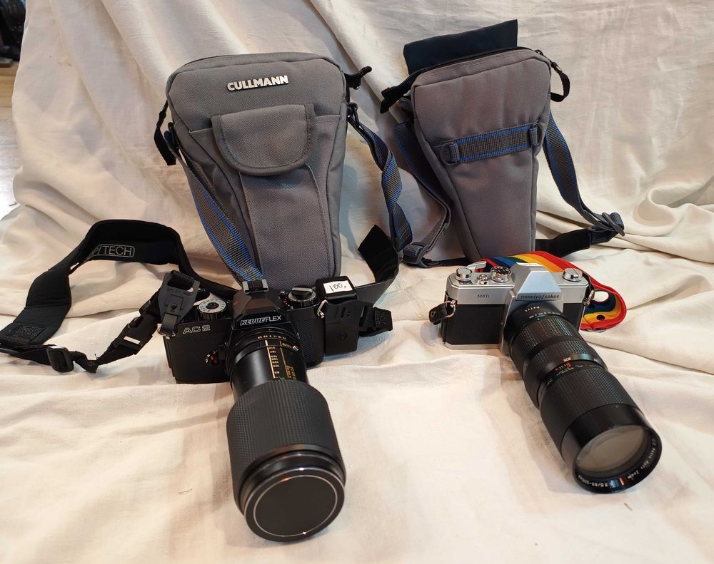Máquinas Fotográficas Revueflex AC2 e Mamiya Sekor 500TL